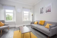 The Warwick Apartment. Hotels in Greenock