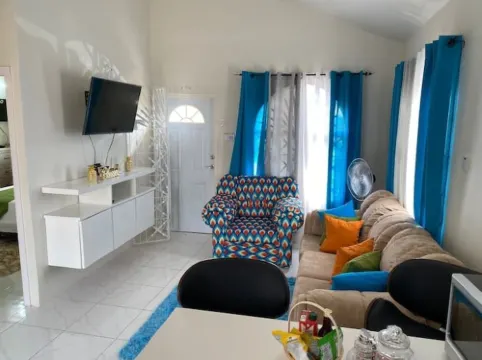 Island Treasure vacation suite