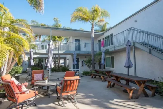 Cottage by the Sea steps to beach with heated pool