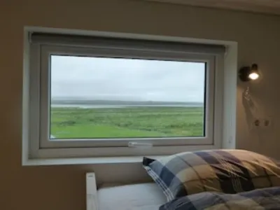 Vacation home by the river Þjórsá, directly in nature, wide landscape, ideally situated