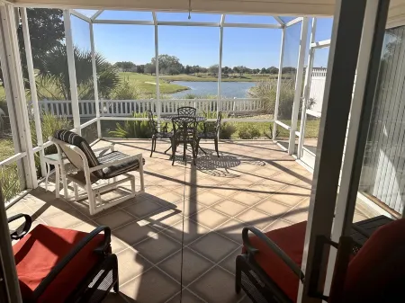 Beautiful Villa in the Heart of Florida's Friendliest Active Adult Community