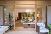Chic luxury condo at Los Altos Casa de Campo