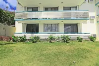 Ocean/pool front condo on Bolongo Bay; gorgeous views and amazing location! Hotels in 