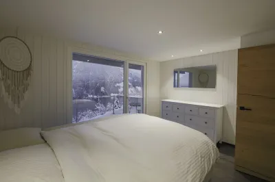 Beautiful chalet in Seelisberg with lake view! Hotel a 