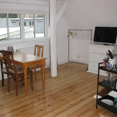 Studio with panoramic view, centrally located in d. Old town, quiet location with WLAN