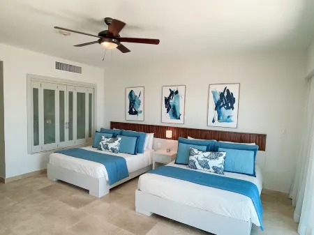 Aqua View - Luxury Condo