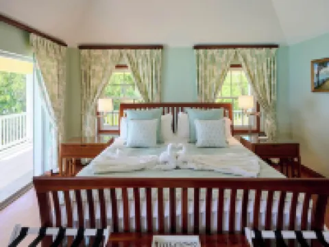 SeaView Bermuda Hotels in Sandys