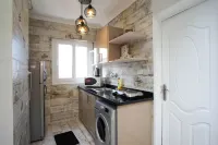 FREE AIRPORT PICK UP beautiful sea view Apt,in the heart of Alexandria
