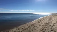 Old Cape Cod Charm in Chatham MA, 1/4 mile Walking Distance to Hardings Beach