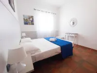 Splendid Apartment in Villa 200 Meters from the Beach Wifi Rental Car