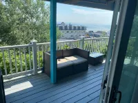 Direct ocean view 2 bed 2 bath walk to beach