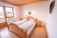 Landhaus Linden, FeWo Emma, apartment in a prime location in the Zillertal