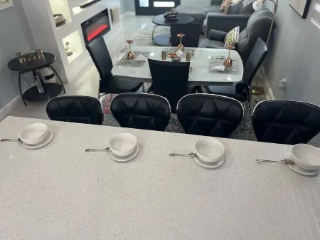 3 Bedroom 2-Story Villa in Ocho Rios with Private Pool & Gazebo Отели рядом с достопримечательностью «Тертл Ривер Фолс & Гарденс»