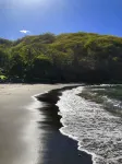 Villa Mariposa N°10 - Luxury Beachfront Escape, Private, Steps to Beach & Pool