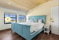 Beachfront estate home with private 70’ dock and 7500sq ft. of living space - 4つ星