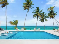 Blessing on the Bay - Brand New 4 bedroom Luxury Beachfront house Hotels in Steventon