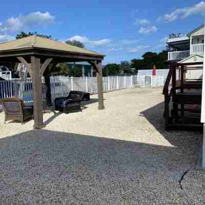 Quiet & Stress Free canal home with private dock Others
