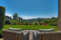 The Sunset House San Diego country living close to the beach!