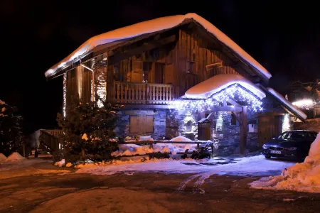 APP NEARBY SKI SLOPES-CHAMPAGNY EN VANOISE-LA PLAGNE-PARADISKI-PARC LA VANOISE