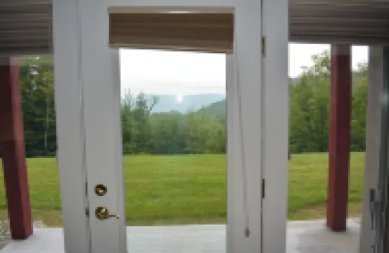 Luxury 3BR/3BA Ski On/Off Lodges Bear Mountain Near Sunrise Chair Killington.