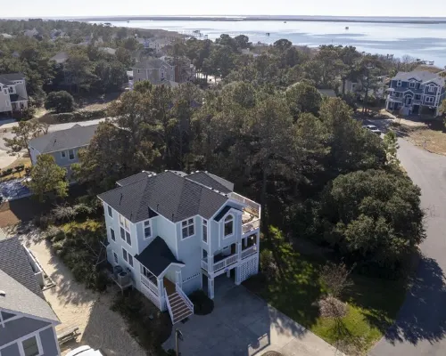MarshMellow! Corolla Beach House with Unbelievable Sunsets Hotels in Corolla