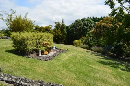 Luxurious Holiday Home Отели в г. Мангони