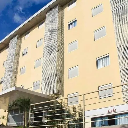 AJ Hotel Chapecó - Fácil Acesso Pátio Shopping e Rótula da Bandeira