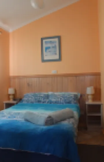 Regatta Point Holiday Park