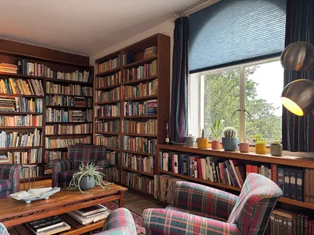 La Casa Blanca Отели рядом с достопримечательностью «Йоханнесбург Зу»