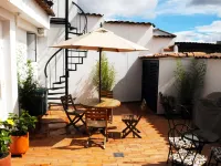 Arche Noah Boutique Hostel Hotéis próximos à(ao) Biblioteca Luis Ángel Arango