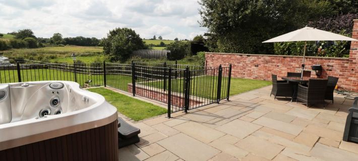 Manor Barn Hotels in Stoke-on-Trent