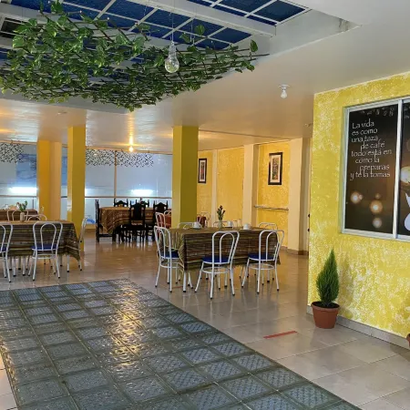 Hostal y Complejo Recreacional la Playita de Monse