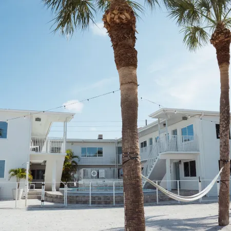 The Molloy - A Boutique Beach Resort