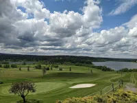 108 Golf Resort Hotels in Lac la Hache