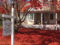 House on Chase Creek Hotels in Shelter Island Heights