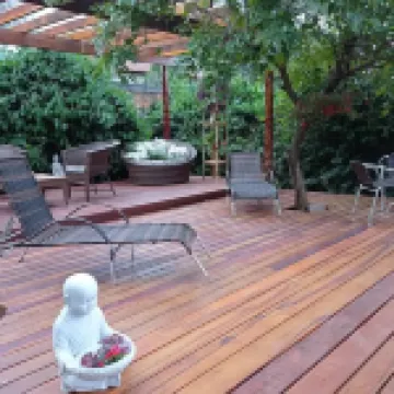 普薩達阿爾法歐米茄酒店 酒店