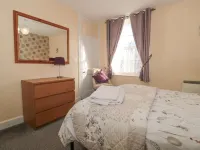 Wards Court 2 Hotels in Gloucester