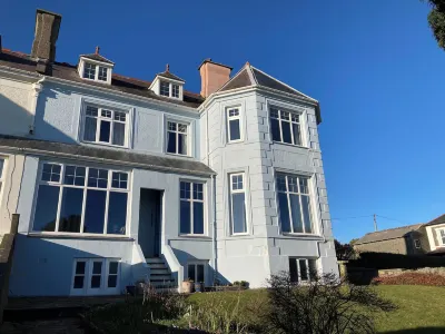 Llys Owen Hotels near Criccieth