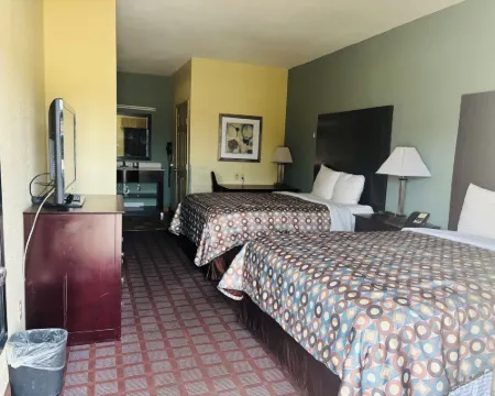 Pearsall Inn and Suites Hotels in Frio County