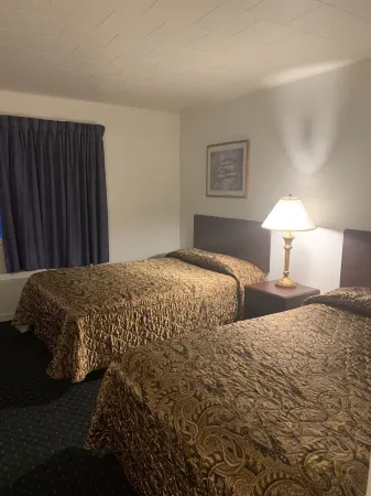 Monticello Inn - Monticello, Indiana Отели рядом с достопримечательностью «Индиана Бич Бордуолк Резорт»