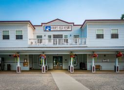 River's Edge Resort