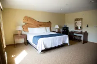 Hotel Floyd Hotels in Smith River