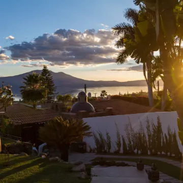 Hotel Lindo Ajijic Bed & Breakfast