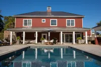 Inn at Willow Grove - Pools
