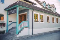 Hotel-Pension Seitz Hotels near FKK Strand Muhr am See