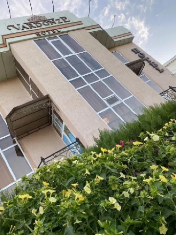 Hotel Vardonze Отели рядом с Международный аэропорт Бухара