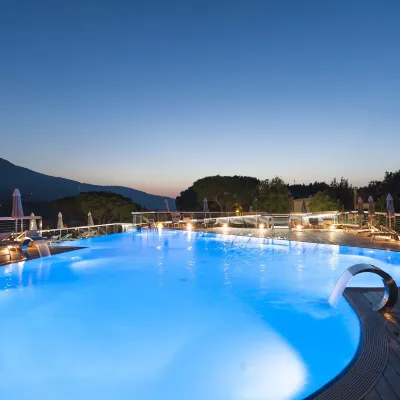 Hotel la Perla Del Golfo Hotels near Poggio