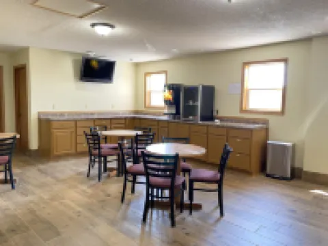 Campus Inn Baraboo Hotels in Greenfield