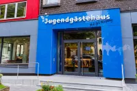 DJH Jugendgästehaus Adolph Kolping Hotel a 