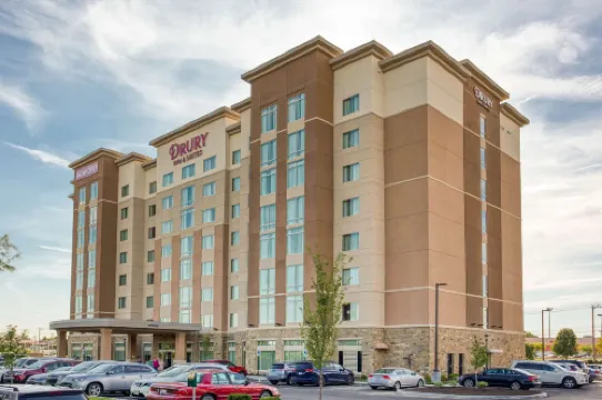 Drury Inn & Suites Cincinnati Northeast Mason Hotels in Deerfield Township